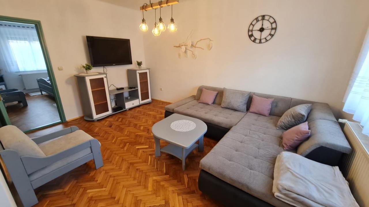 Ri-Jo Apartman Mohács Zewnętrze zdjęcie